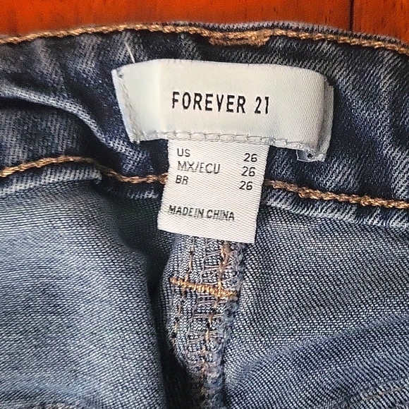 Forever 21 Skinny Jeans - Picture 3 of 9